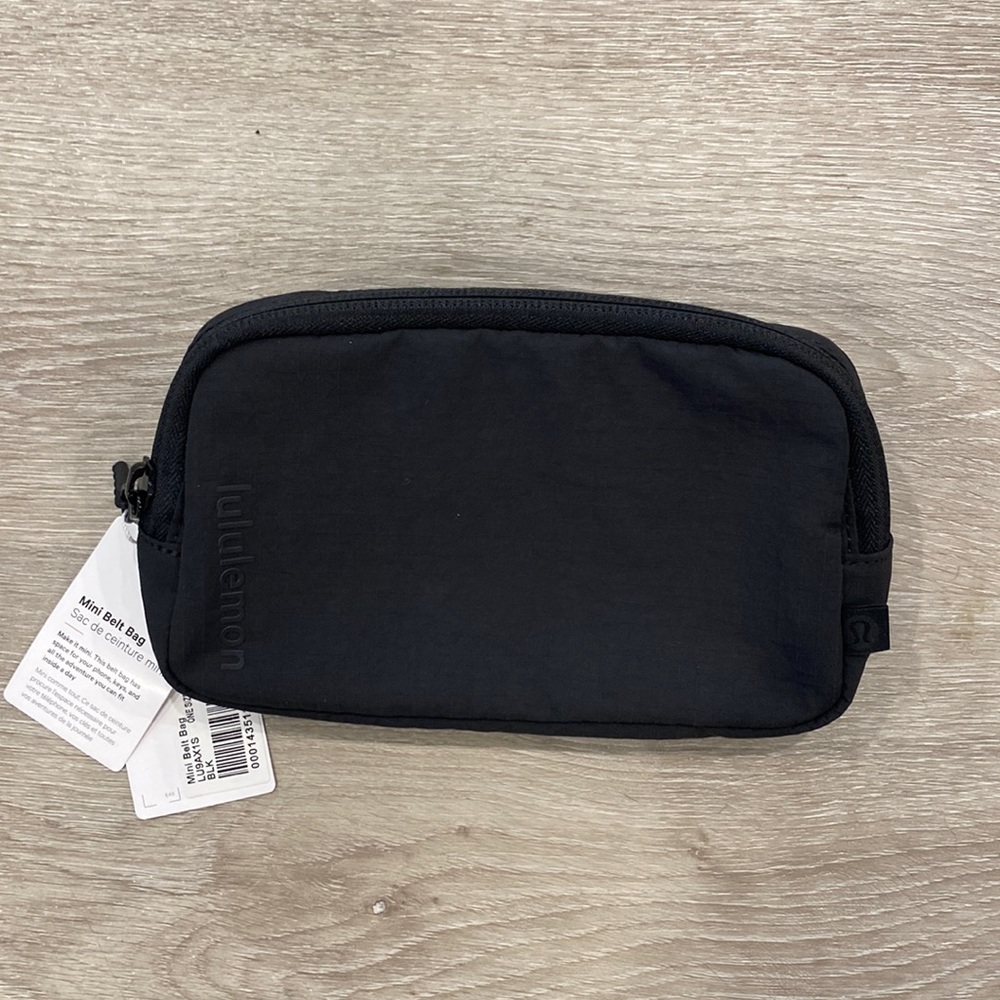 Lululemon Mini Belt Bag Black
